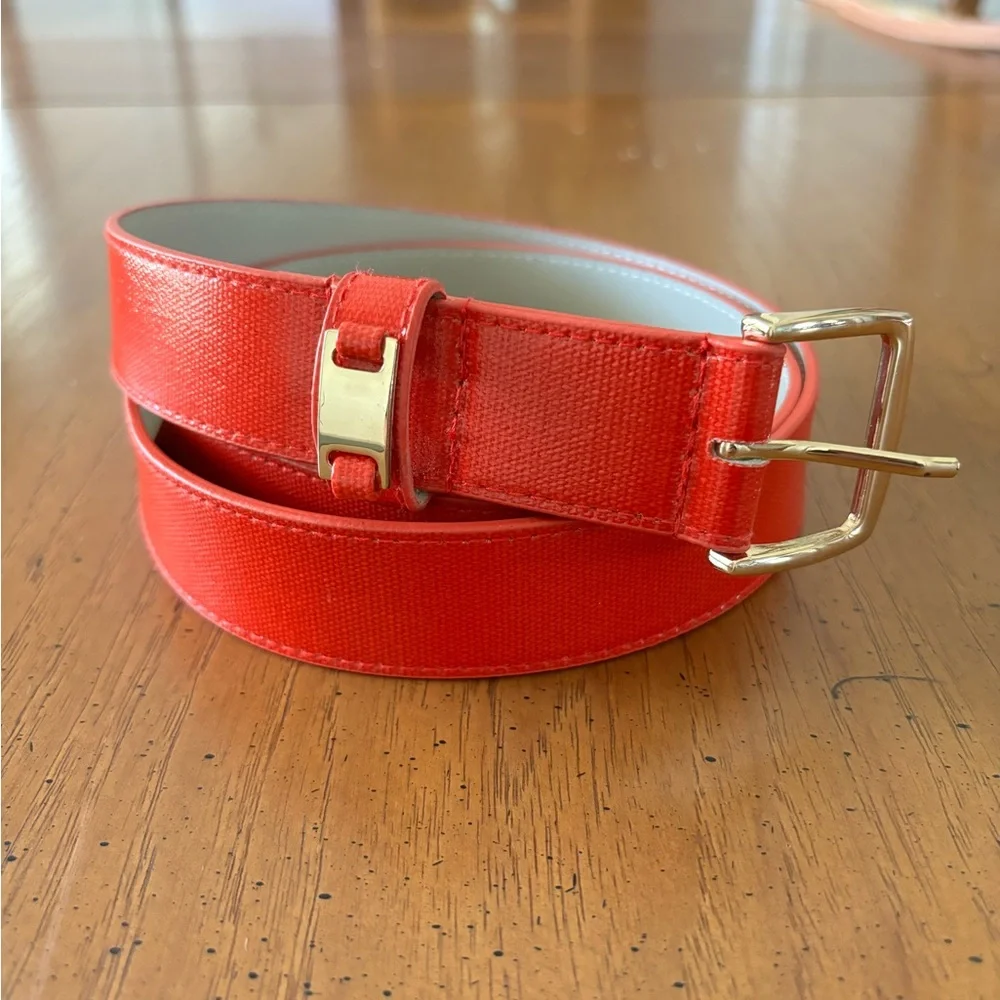 Tahari Arthur S. Levine Melon and Gold Belt Size 14